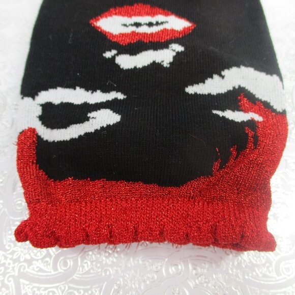 BETSEY JOHNSON Lip Socks NWT Size  9-11 - Picture 4 of 8